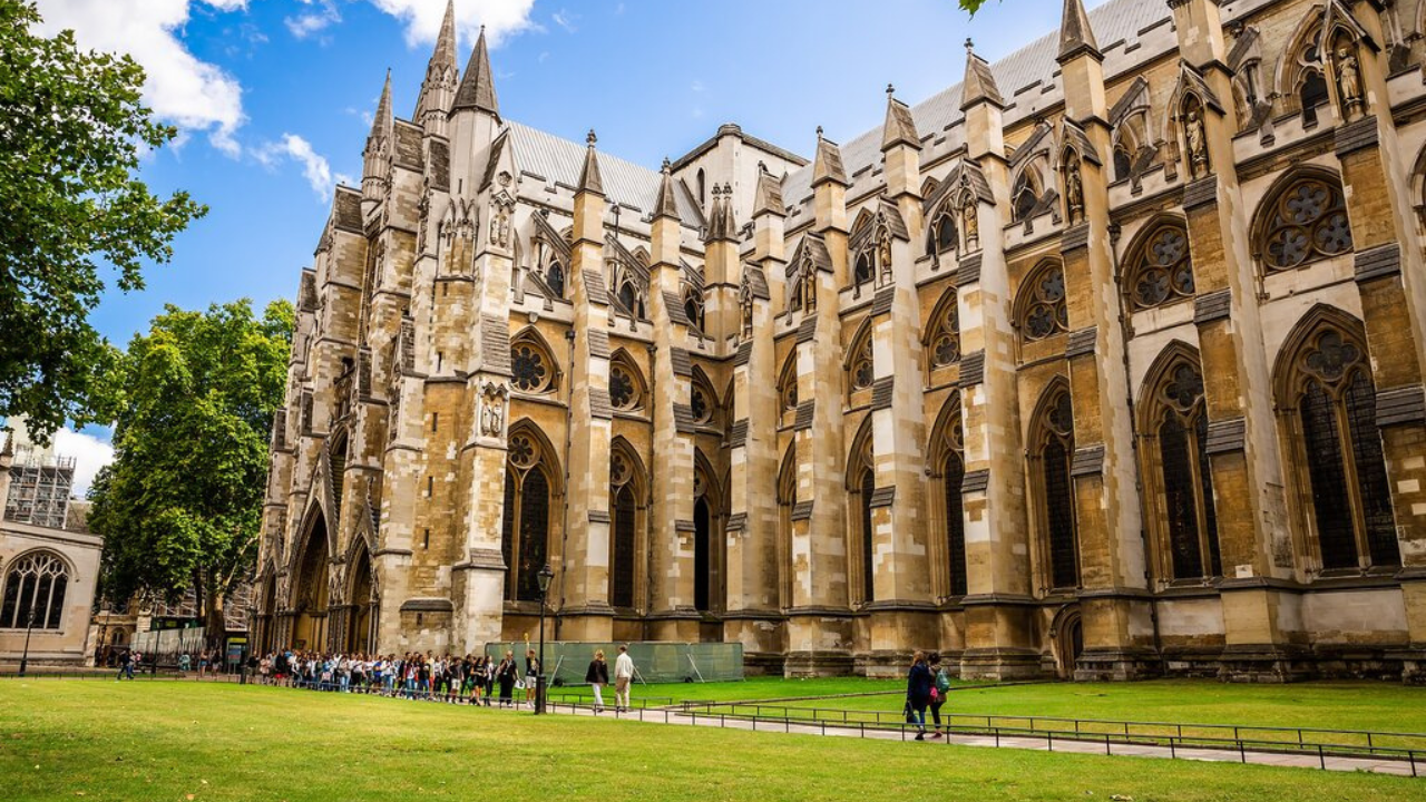 England in a Week: A Cultural and Historical Journey